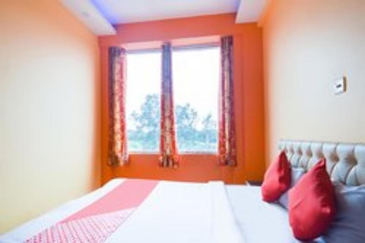 Staymaker Royal Galaxy Durgāpur Екстериор снимка
